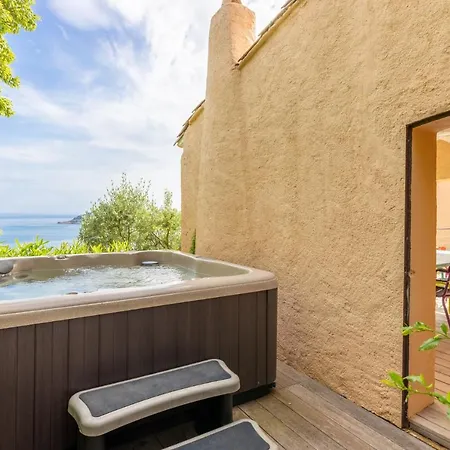 Le Mas D'esterel Villa *